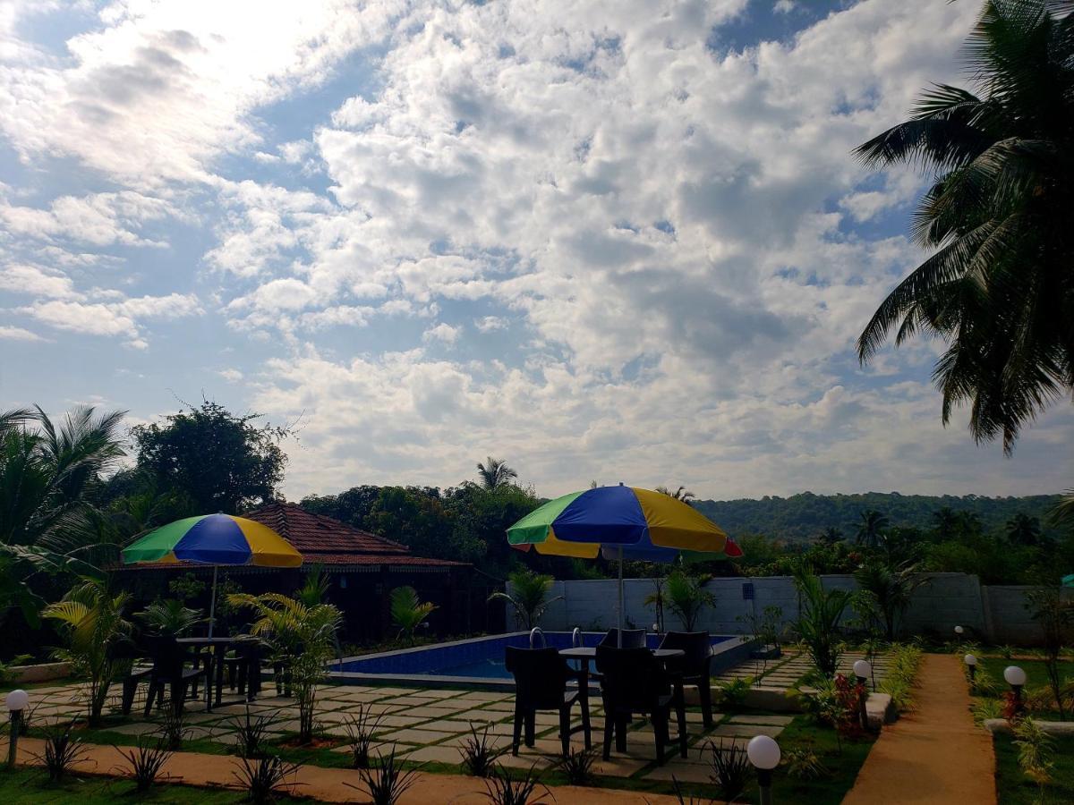 White Truffle Resort, 3* Arambol