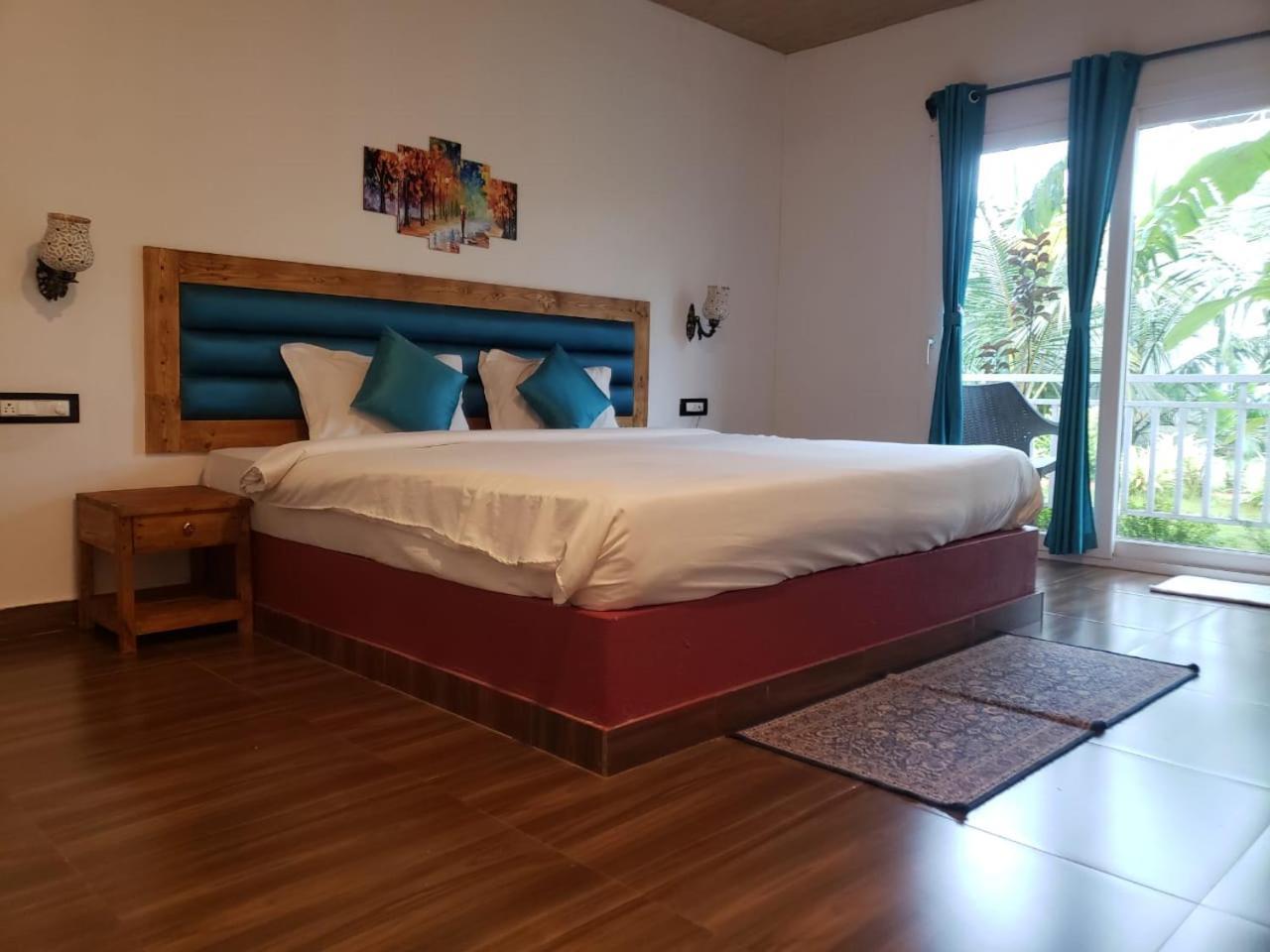 Hotel White Truffle Resort, 3*